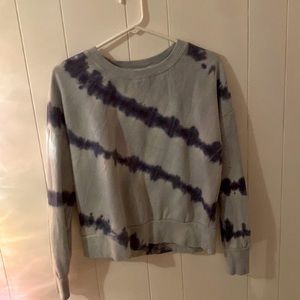 Slightly cropped, Lightly used, fits M and L